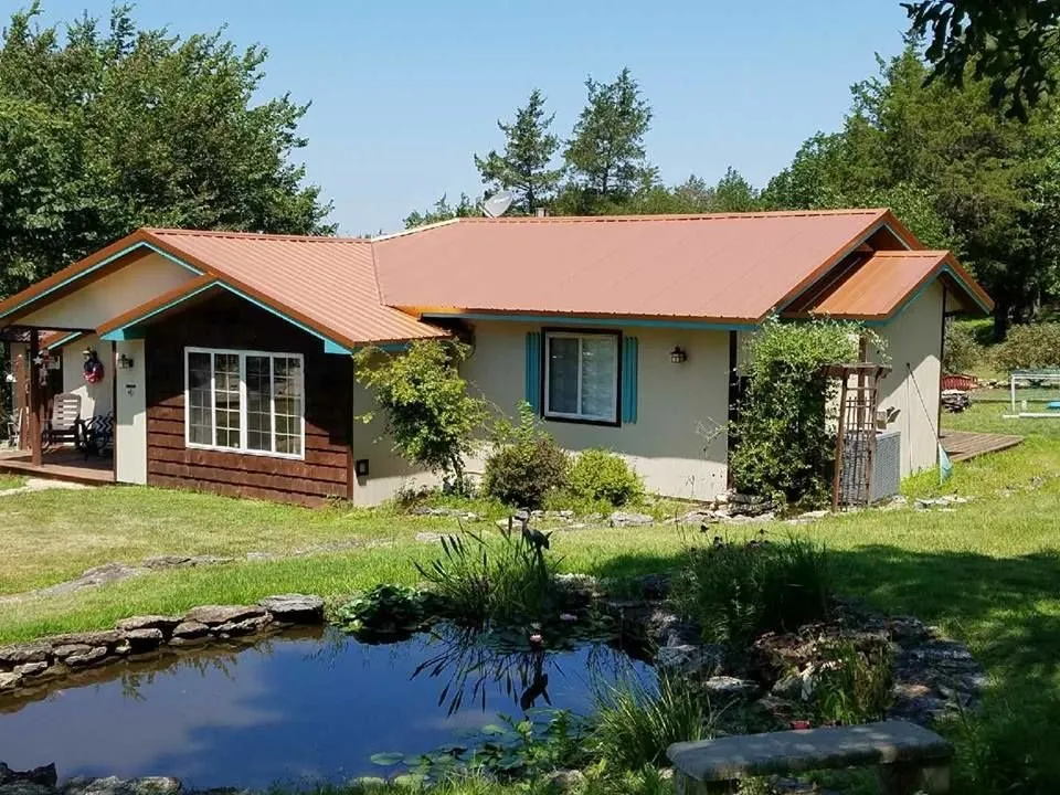 Slide of Midwest Metal Roofing