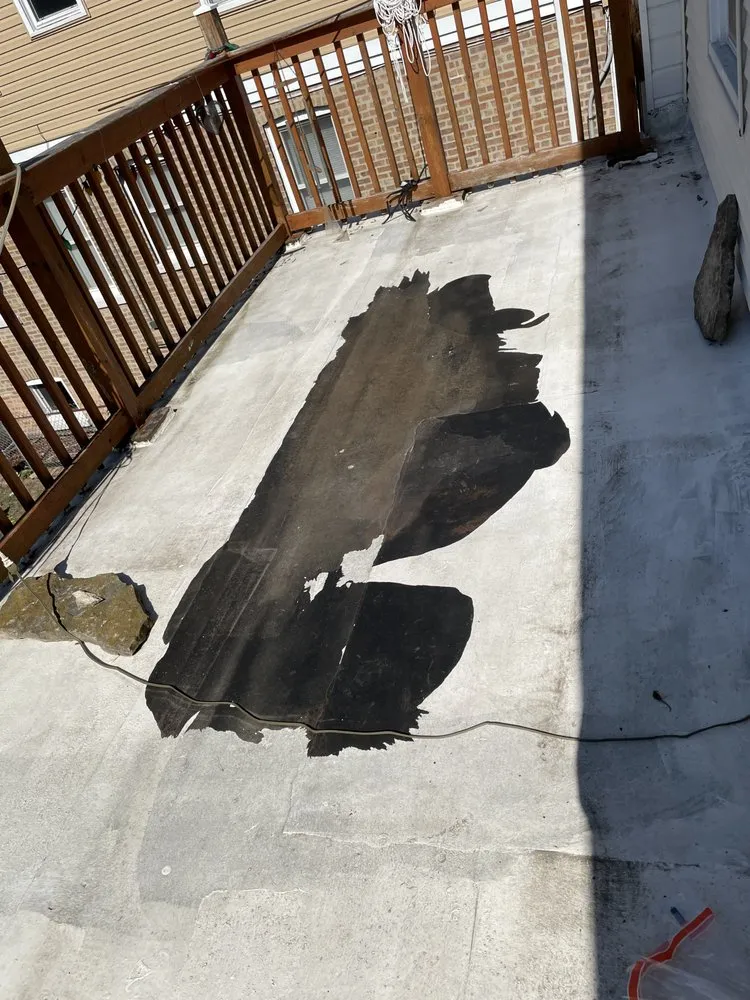 Slide of Midwest Pro Roofing