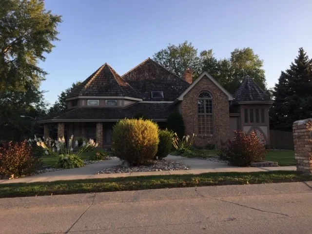 Slide of Midwest Restorations