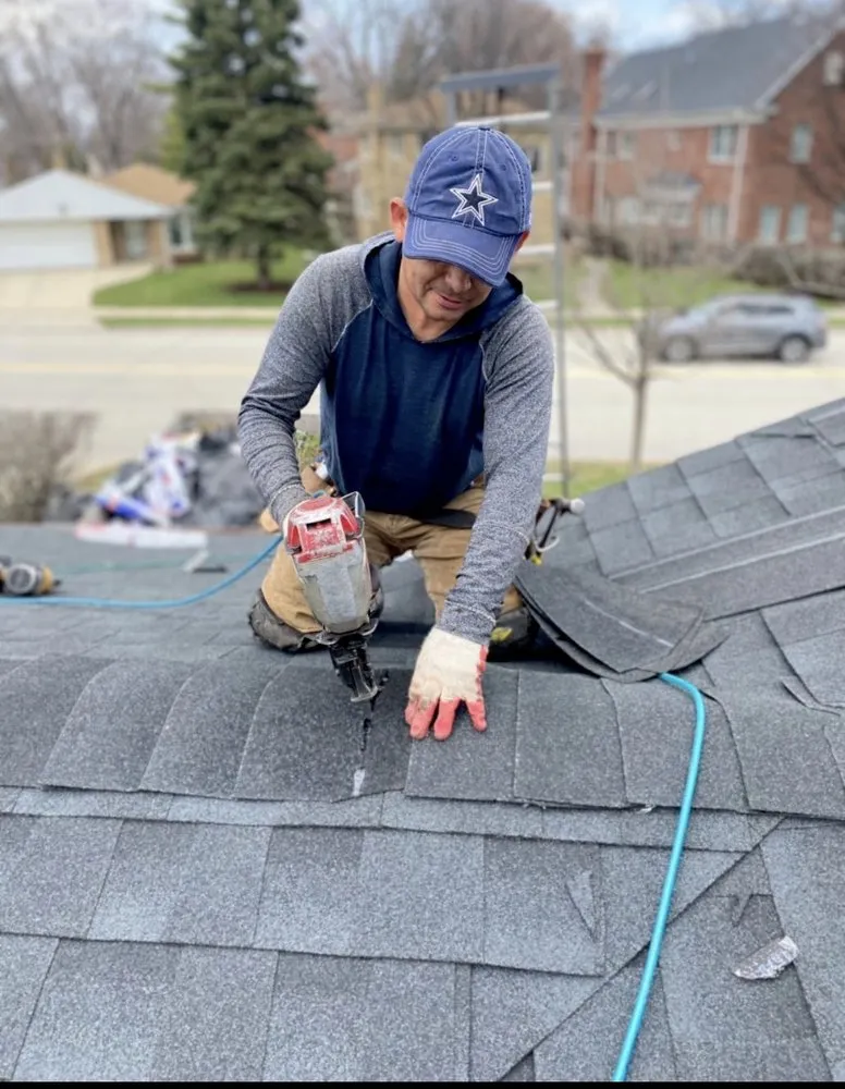 Slide of Midwest roofers