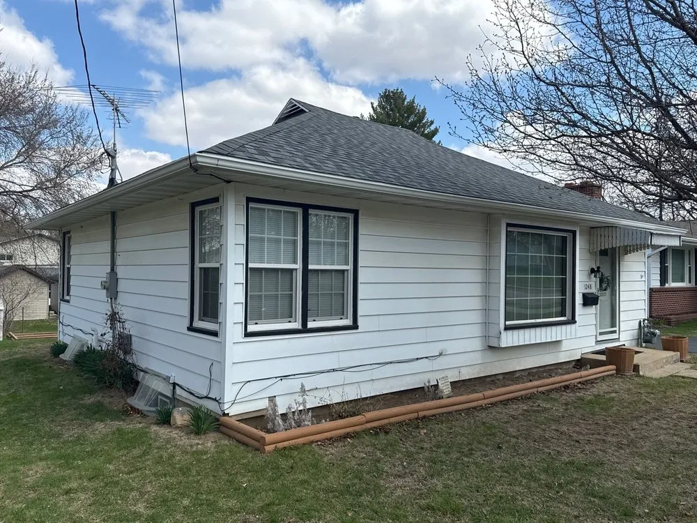 Slide of Midwest Roofing & Concrete