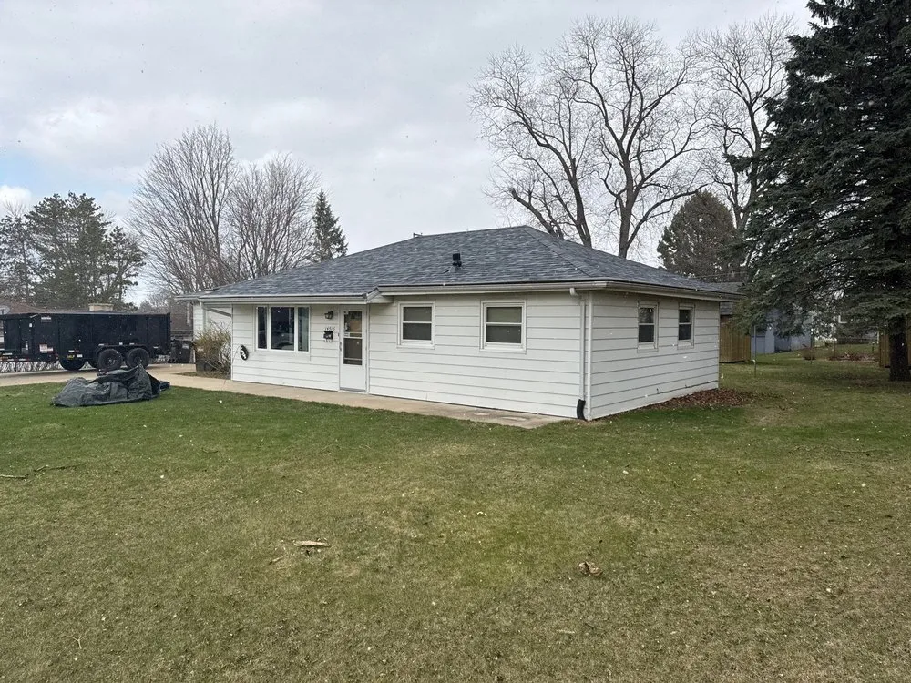 Slide of Midwest Roofing & Concrete