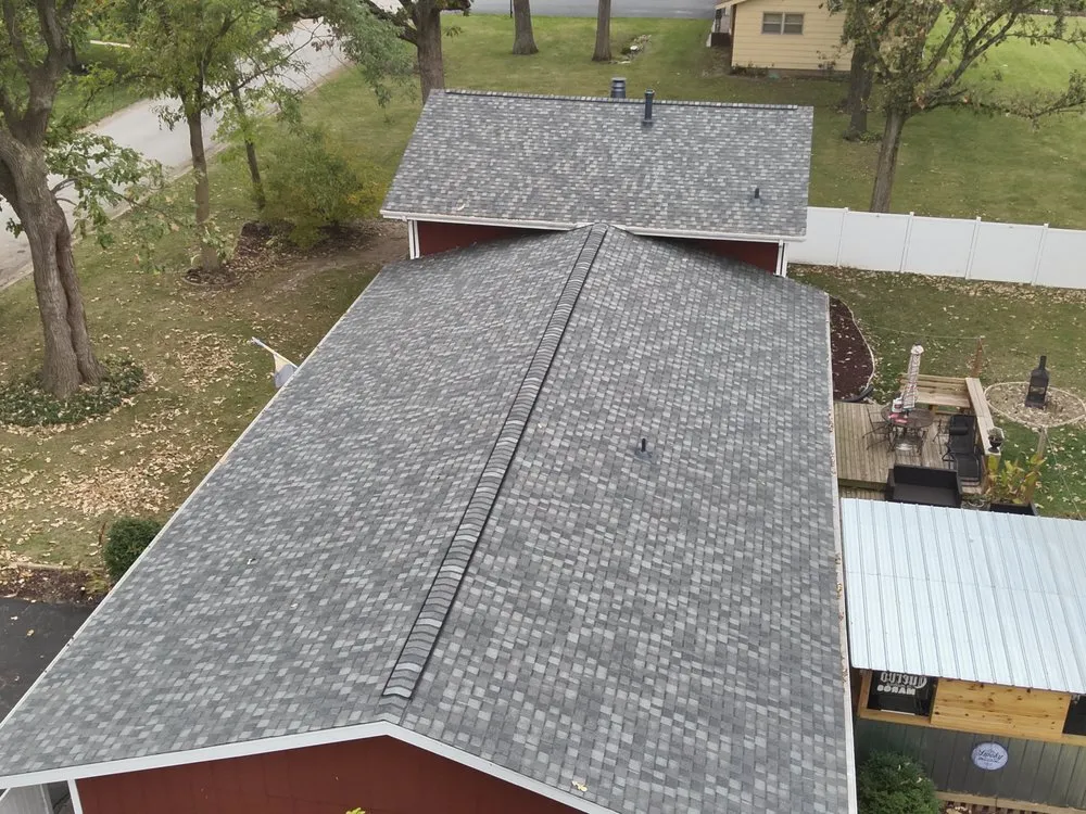 Slide of Midwest Roofing