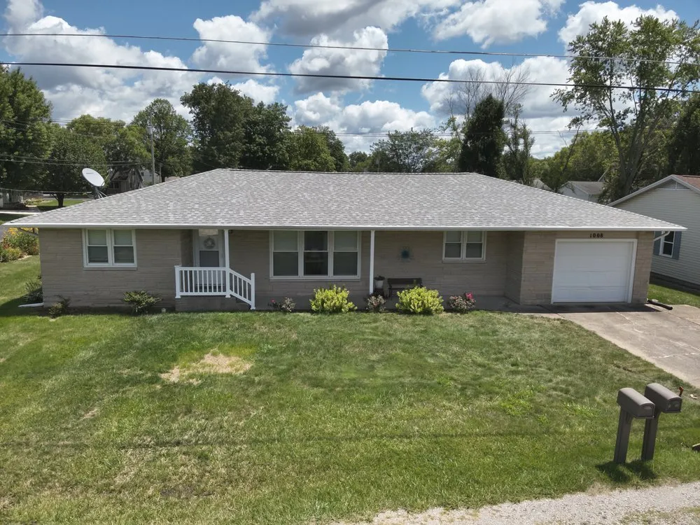 Slide of Midwest Roofing