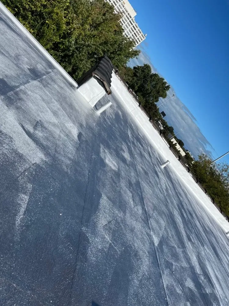 Slide of Midwest Roofing