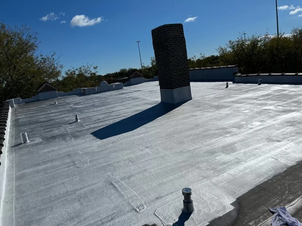 Slide of Midwest Roofing