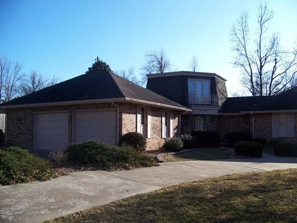 Slide of Midwest Roofing