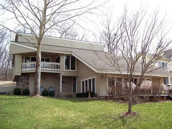 Slide of Midwest Roofing