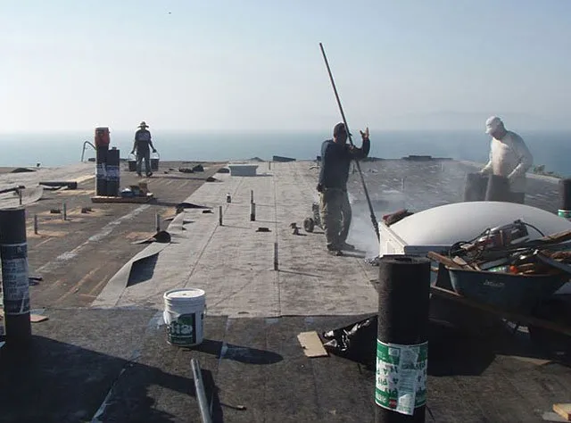 Slide of Midwest Roofing