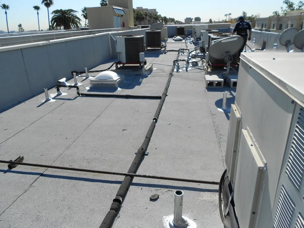 Slide of Midwest Roofing