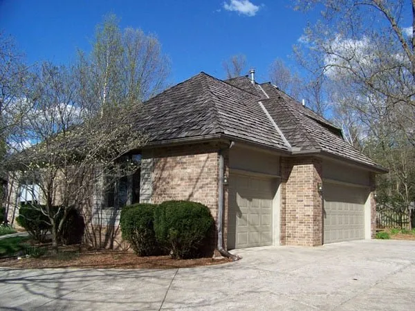 Slide of Midwest Roofing