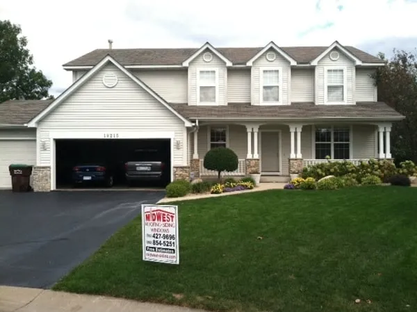 Slide of Midwest Roofing Siding & Windows