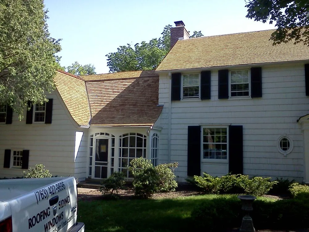 Slide of Midwest Roofing Siding & Windows