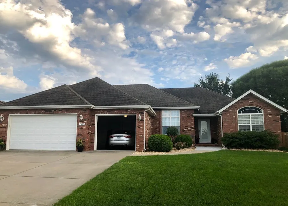 Slide of Midwest Roofing