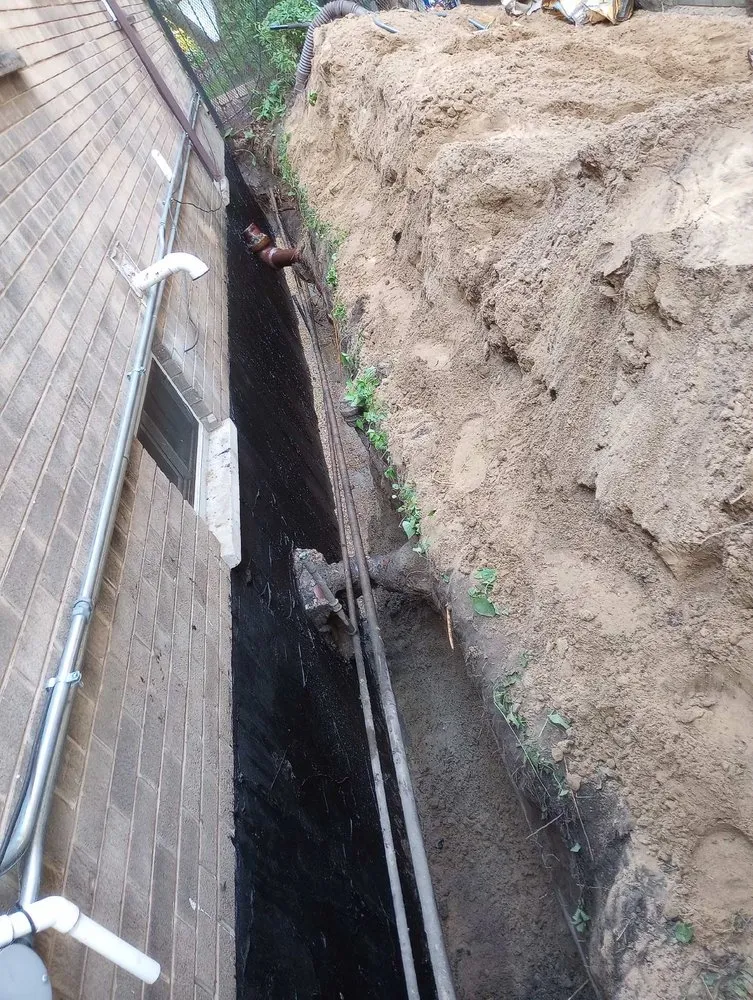 Slide of Midwest Waterproofing & Roofing