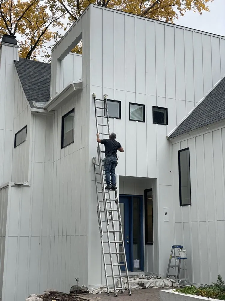 Slide of Midwest X Construction