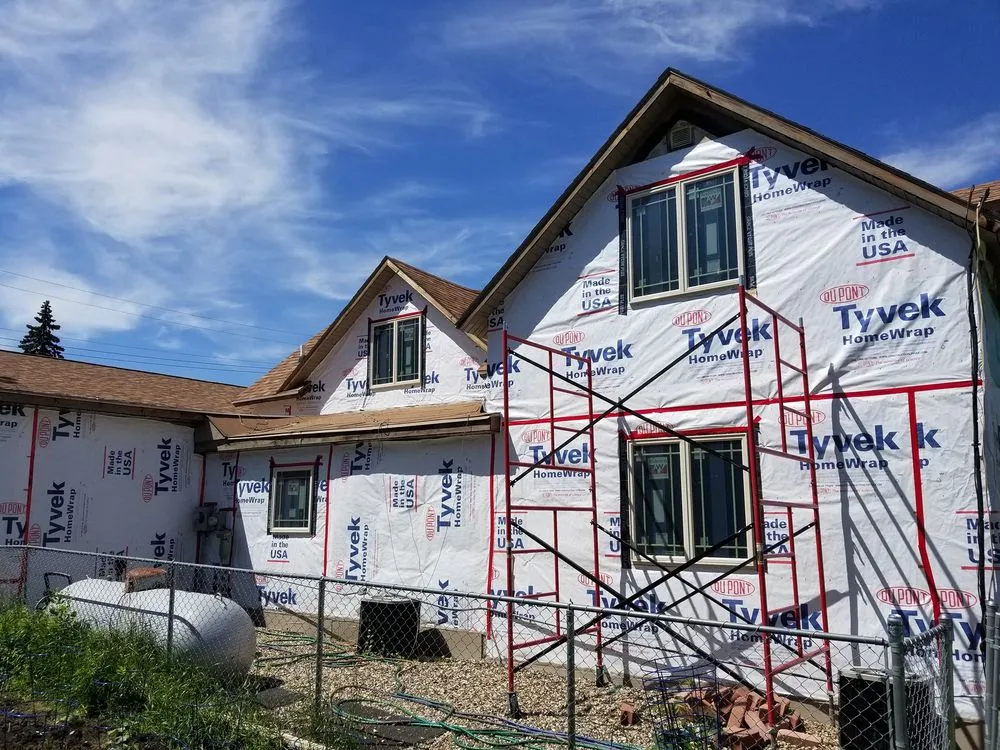Expert roof inspection experts serving Good Thunder, MN - Midwestern Construction