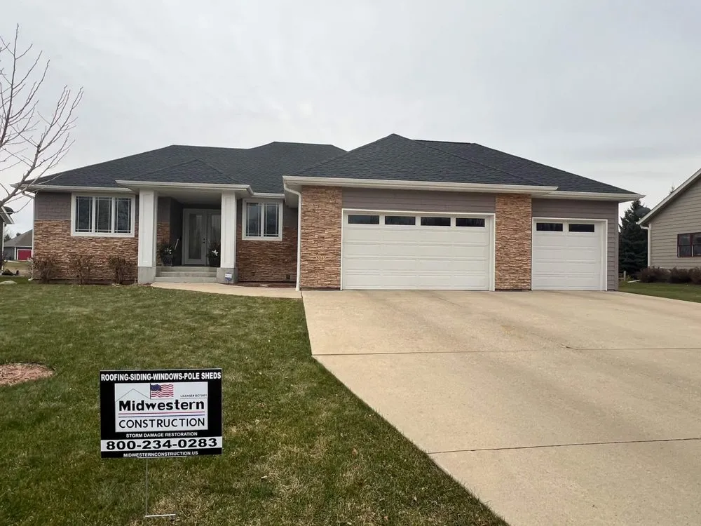 Local flat roof repair in Good Thunder, MN - Midwestern Construction