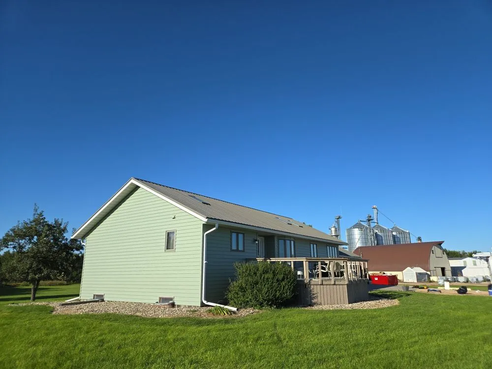 Professional flat roof repair in Good Thunder, MN by Midwestern Construction