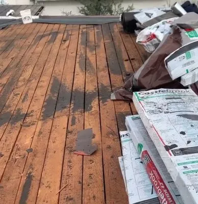 Midyette Roofing and Construction Logo