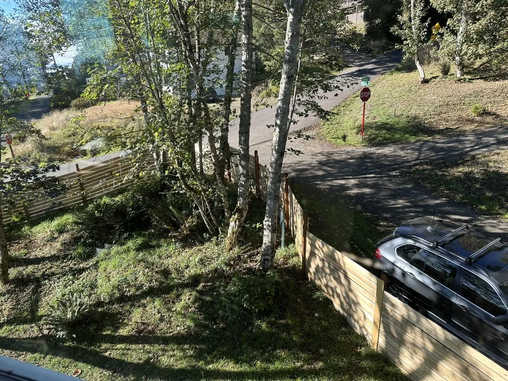 Slide of Mighty Dog Roofing - West Portland