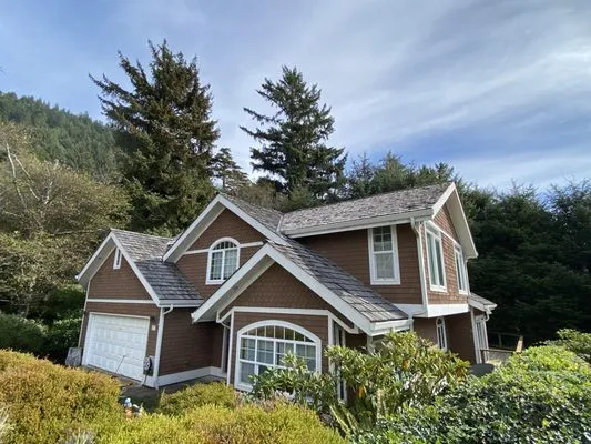 Mighty Dog Roofing - West Portland