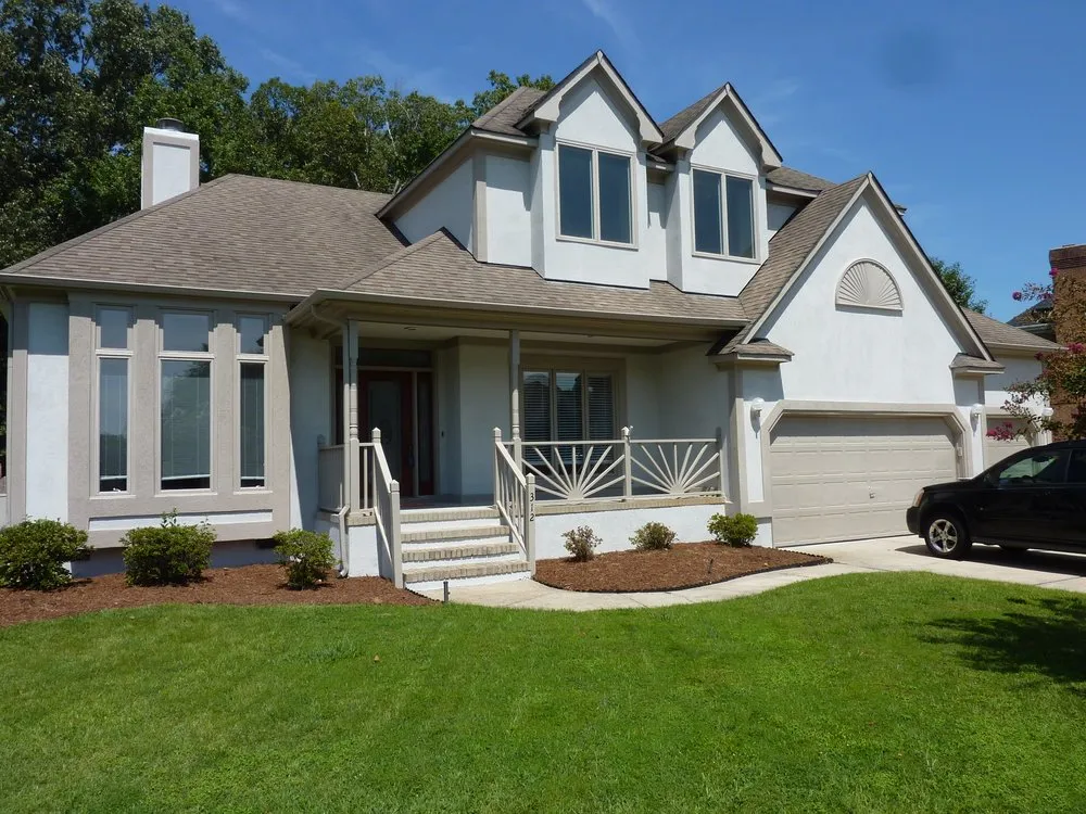 Slide of Mighty Dog Roofing of Columbus East