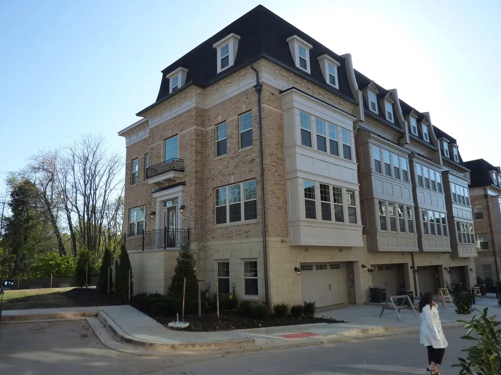 Slide of Mighty Dog Roofing of Columbus East