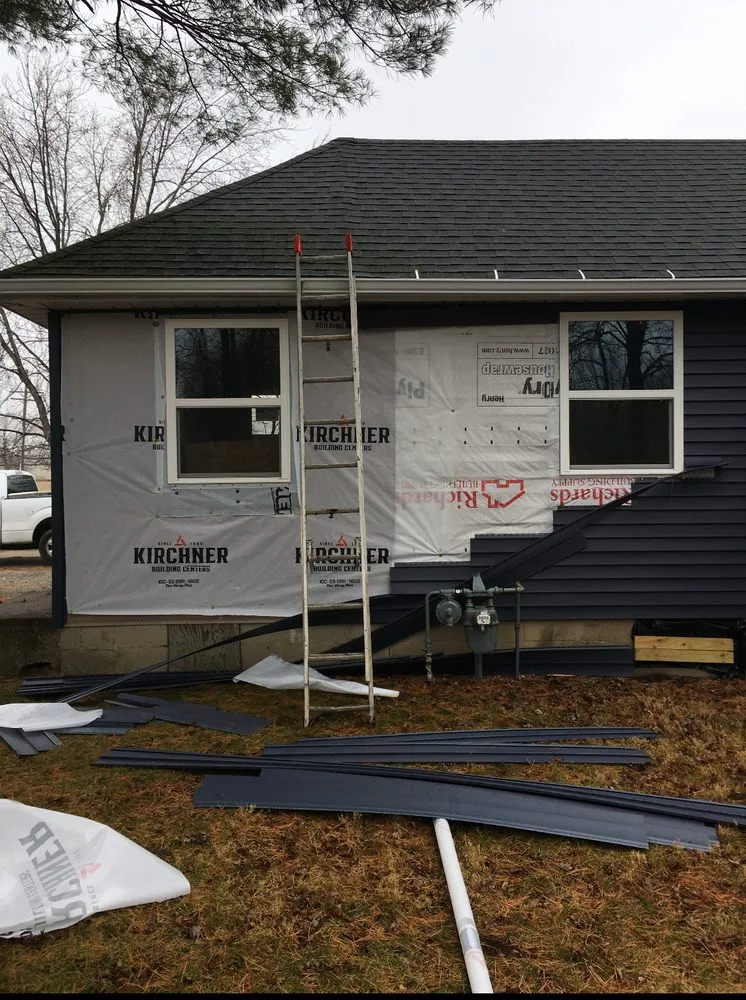 Slide of Migos Contracting