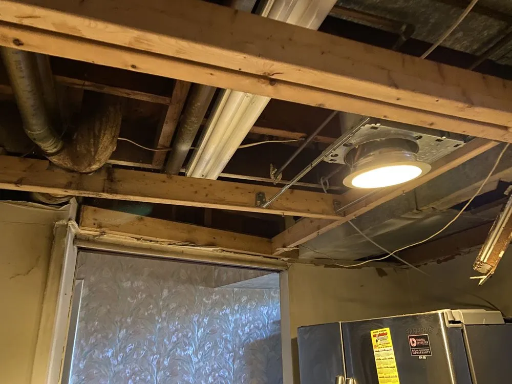 Slide of Miguel Construction