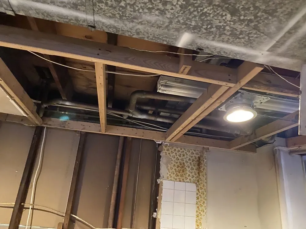 Slide of Miguel Construction