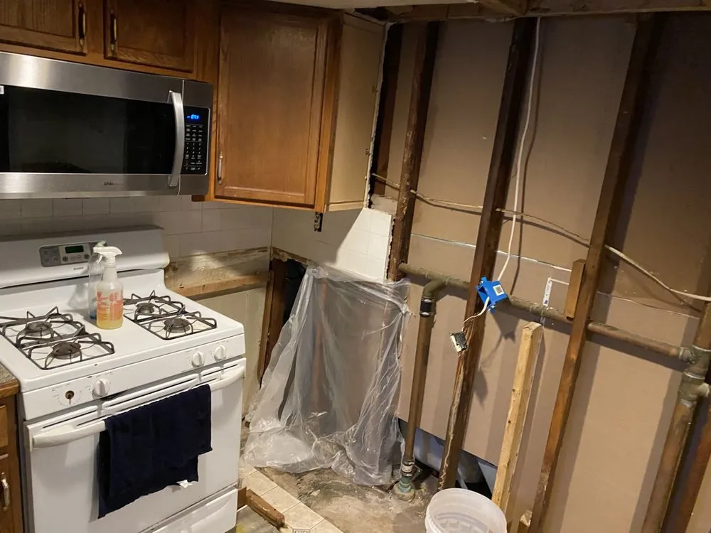 Slide of Miguel Construction