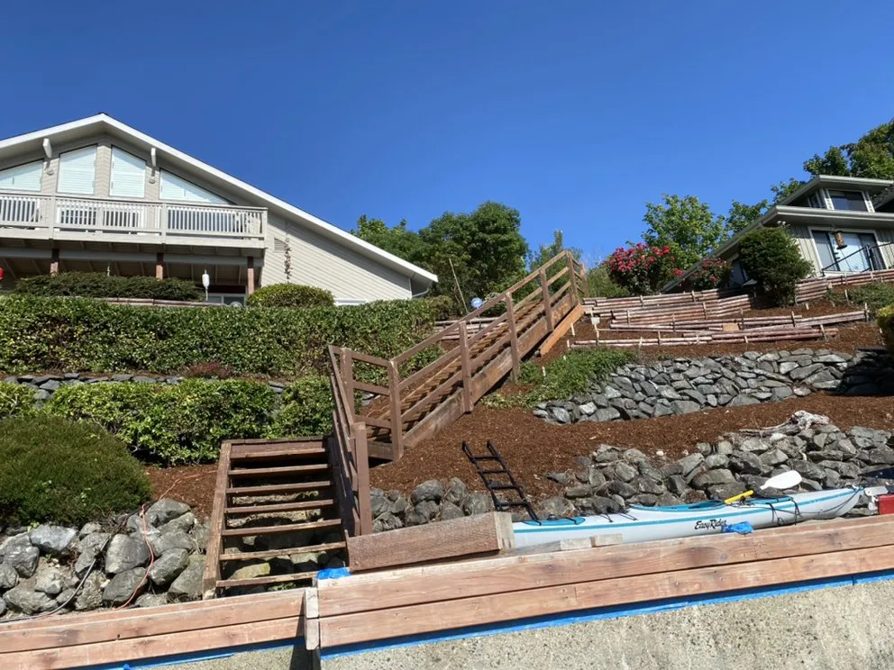 Slide of Miguel Gaspar lawn care