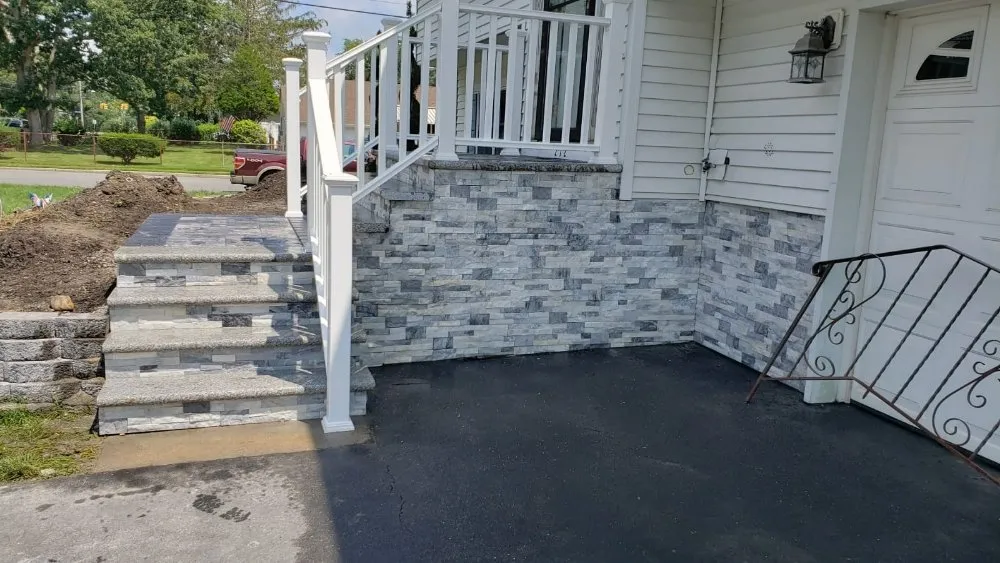 Slide of Miguel Gomez Construction