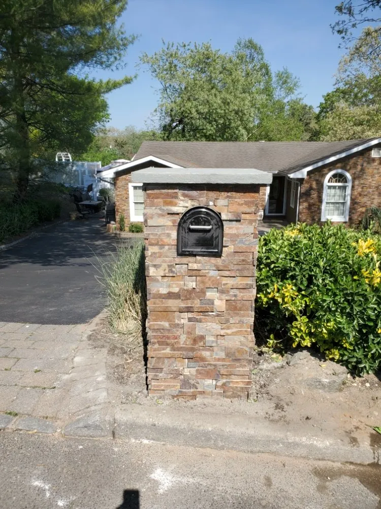 Slide of Miguel Gomez Construction