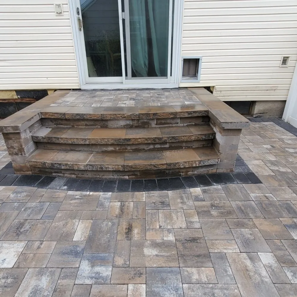 Slide of Miguel Gomez Construction