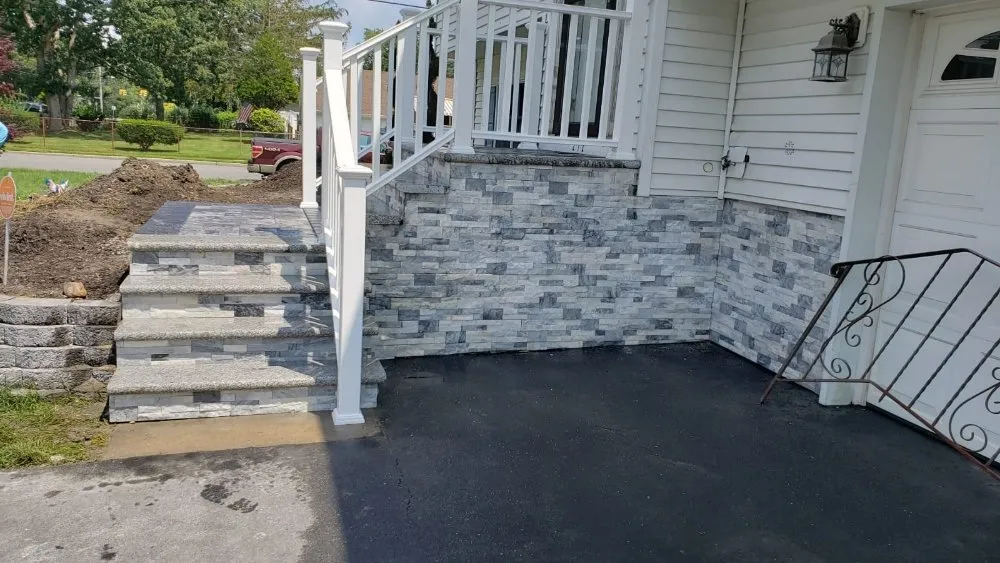 Slide of Miguel Gomez Construction