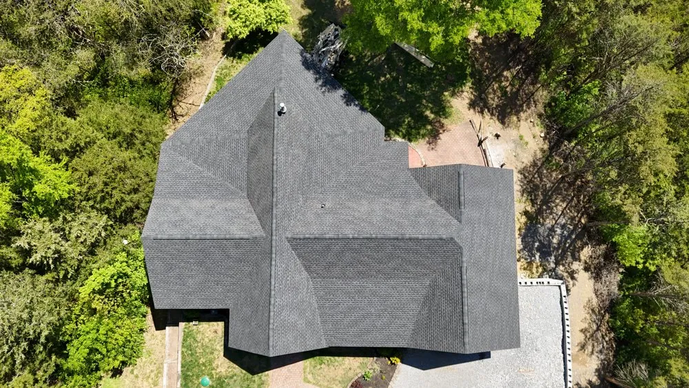 Slide of Miguel Ramos Roofing