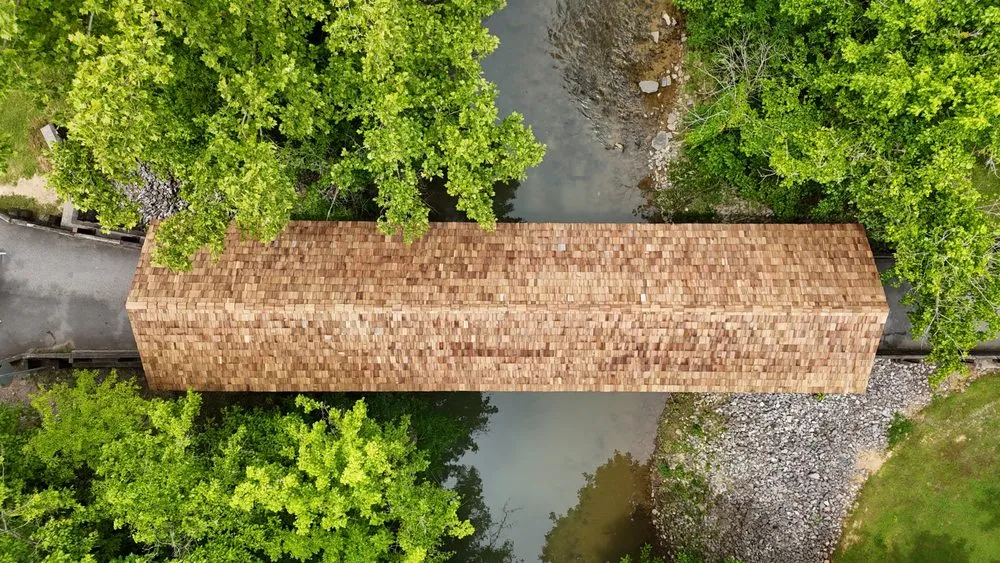 Slide of Miguel Ramos Roofing
