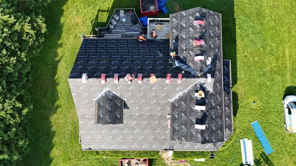 Slide of Miguel Ramos Roofing