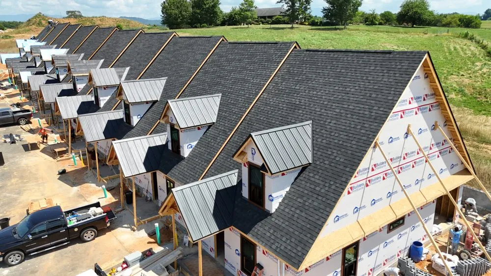 Slide of Miguel Ramos Roofing