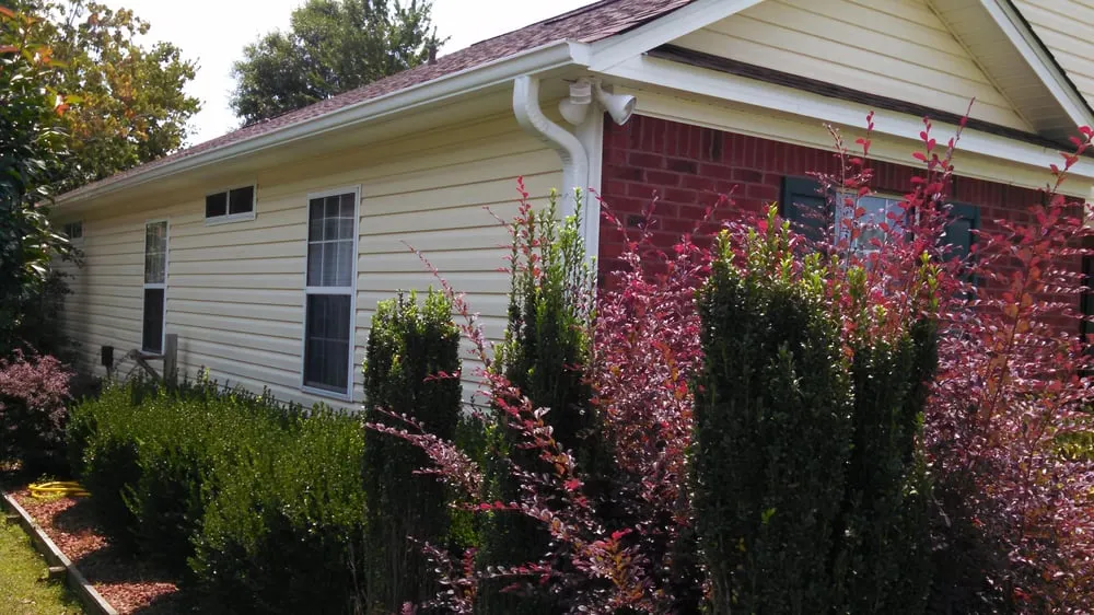 Slide of Mikco Seamless Gutters