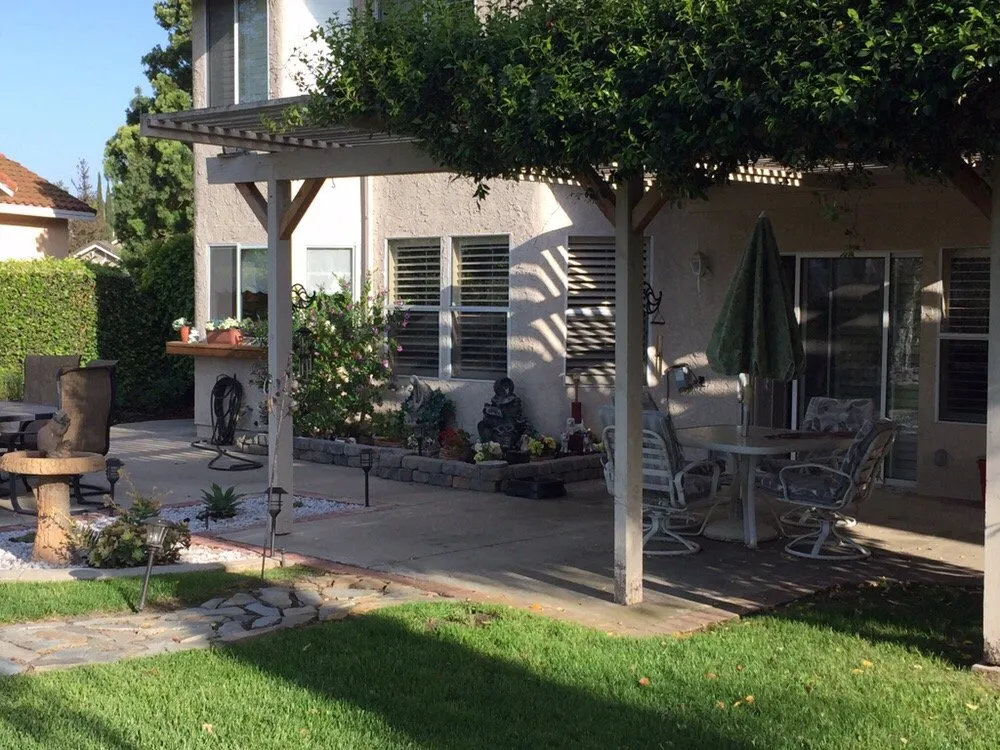 Slide of Mike Moreno Roofing