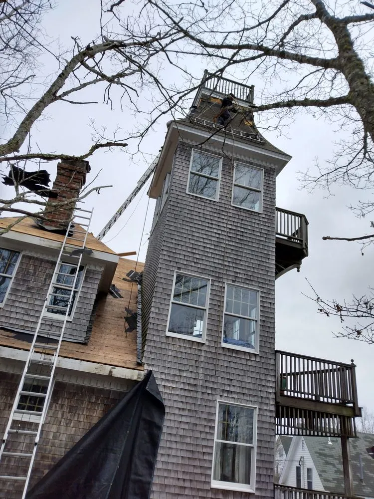 Slide of Mike Roofing