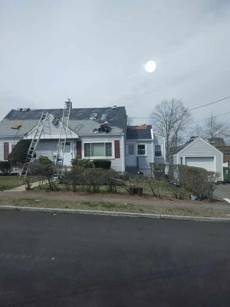 Slide of Mike Roofing