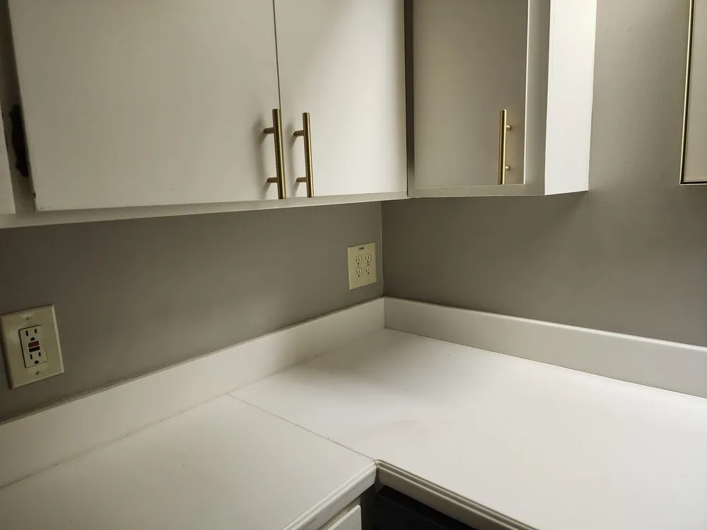 Slide of Mike The Handyman