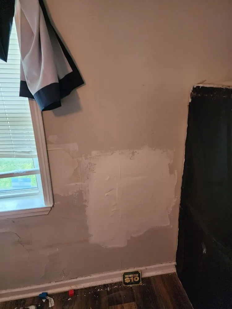 Slide of Mike The Handyman