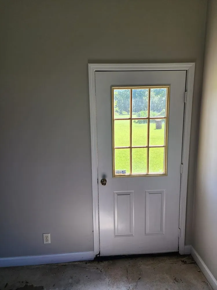 Slide of Mike The Handyman