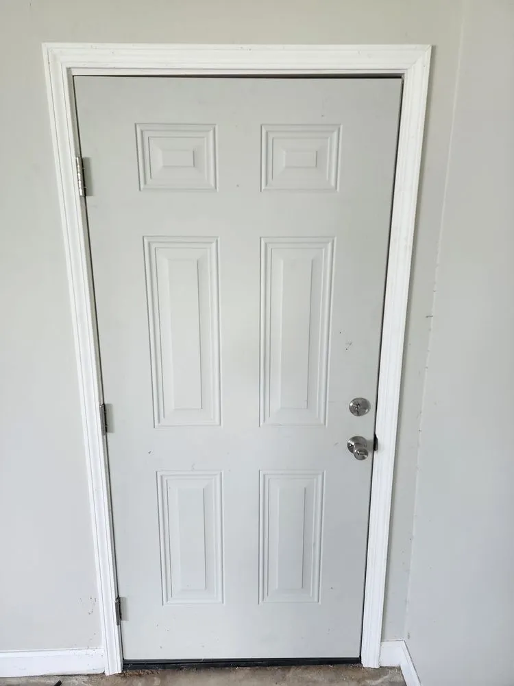 Slide of Mike The Handyman