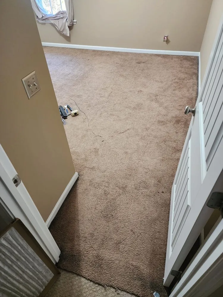 Slide of Mike The Handyman